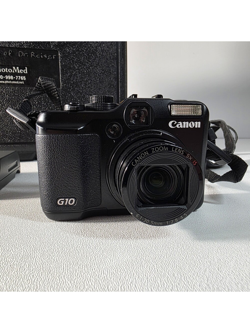 Canon PowerShot G10 Digital Camera 14.7MP 5x Zoom w/Extras